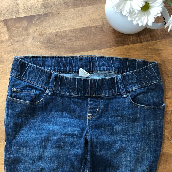 Old Navy Maternity Under Belly Cropped Jeans SZ 8 - Picture 9 of 10